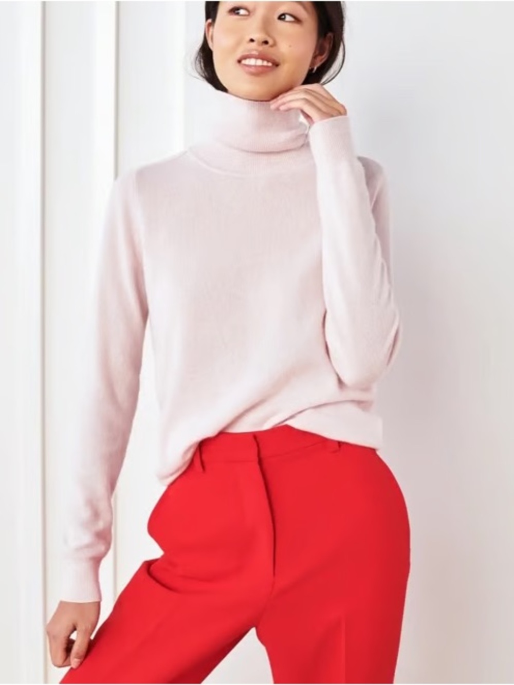 Quince Mongolian Cashmere turtleneck sweater minimal pink medium